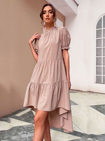 Abiti a pieghe Abito in poliestere con collo gioiello e maniche corte classiche color cachi