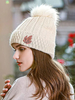 Cappelli da donna Moda Pom Poms Decorazione foglia di poliestere Cappelli caldi invernali carini