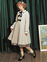 Cappotto Lolita classico in lana con fiocco in pizzo