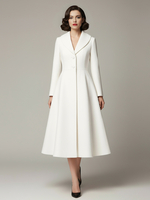 Cappotto svasato in lana con revers a trapezio vintage unico nel suo genere bianco per donna 2026