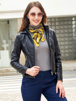 Giacca in ecopelle nera con cappuccio in PU con zip a vita alta Primavera Autunno Slim Fit Street Biker Capispalla per donna