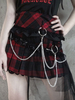 Gonna Lolita gotica Nero Rosso Motivo scozzese bicolore Ruffles Dettagli in metallo Minigonna in pizzo
