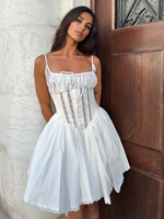 Mini abito a trapezio con pizzo bianco per donna 2025