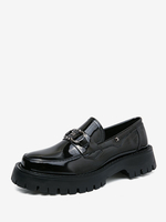 Mocassini da uomo in pelle PU dettagli in metallo slip-on