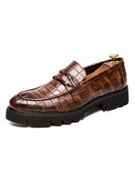 Mocassini da uomo in pelle sintetica a punta con stampa serpente e cinturino da monaco slip-on