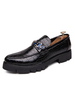 Mocassini da uomo Scarpe comode in pelle PU con dettagli in metallo Slip-On