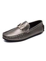 Mocassini da uomo Scarpe popolari in pelle PU con dettagli in metallo Slip-On
