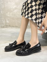 Mocassini neri da donna Mocassini slip on con tacco a forma di cucciolo con nappe