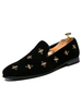 Mocassini slip-on da uomo in pelle scamosciata nera ricamati