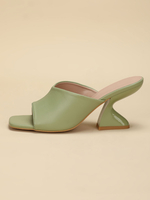 Sabot con tacco da donna Tacco a forma speciale Punta quadrata Slip On Sabot verdi in pelle PU