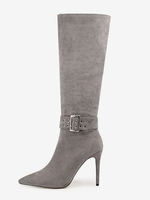 Stivali grigi a metà polpaccio in pelle scamosciata con punta affilata e fibbia