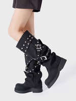 Stivali neri a metà polpaccio con punta rotonda e fibbia da donna