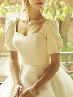 svasata collo squadrato maniche corte Zip Avorio a terra