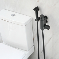 Kit Doccia Igienica Moderno per Sanitario - Finitura Nera - Nox