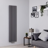 Radiatore di Design Verticale in Alluminio Grigio Chiaro - 1600 x 370mm - 966W - Aloa