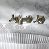 Rubinetto Miscelatore per Lavabo a 3 Fori a Parete - Ottone Spazzolato - Earlham