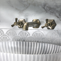 Rubinetto Miscelatore per Lavabo a 3 Fori a Parete - Ottone Spazzolato - Earlham