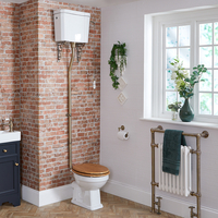Sanitario Tradizionale Altezza Comfort con Cassetta e Sedile in Rovere - Scelta di Finitura del Kit di Scarico - Richmond