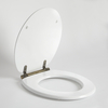 Sedile WC Tradizionale Bianco con Chiusura Rallentata con Cerniere Oro Spazzolato - Richmond