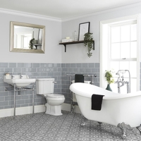 Set Bagno con Vasca Freestanding,  Sanitario WC e Lavabo a Consolle - Richmond